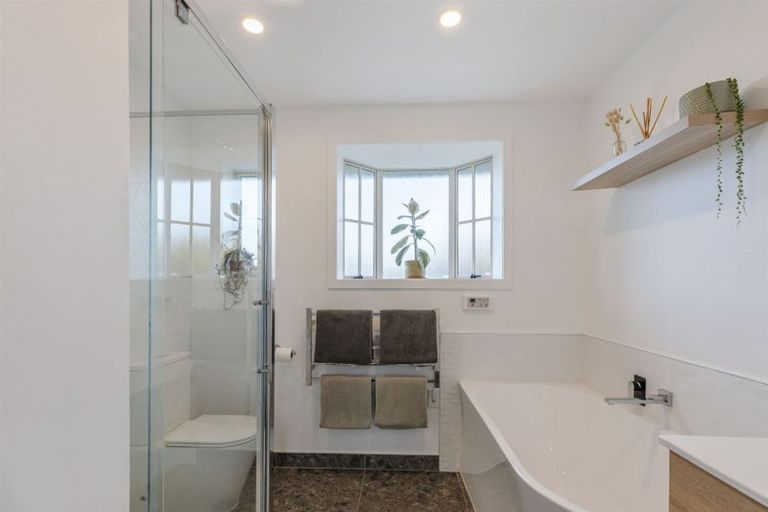 Photo of property in 215 Grimseys Road, Redwood, Christchurch, 8051