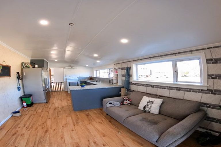 Photo of property in 10 Tarbetness Street, Herbert, Oamaru, 9495