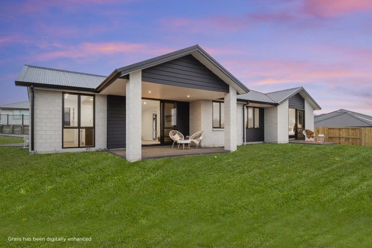 Photo of property in 17 Anglers Way, Omokoroa, 3114