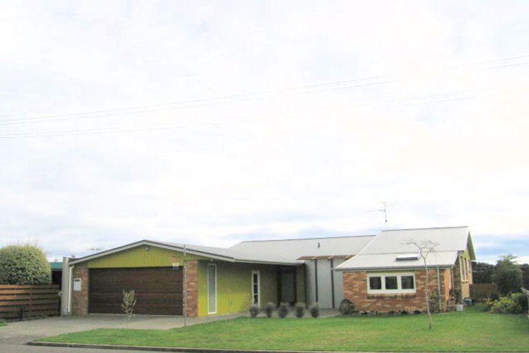 Photo of property in 12 Rushton Avenue, Otumoetai, Tauranga, 3110