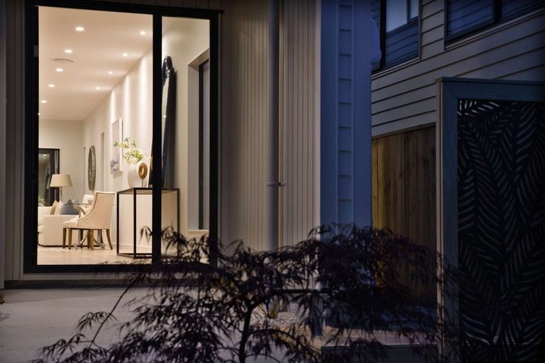 Photo of property in 39 Pacific Heights Road, Orewa, 0931