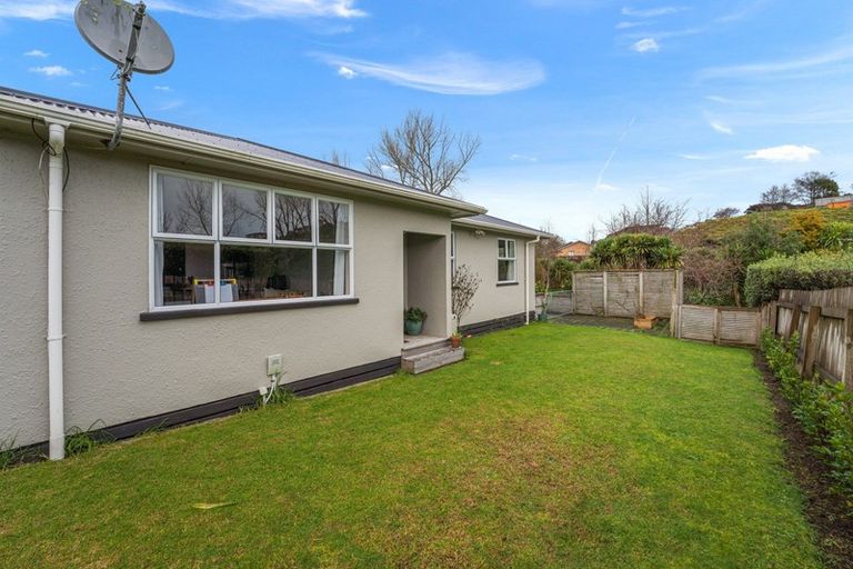 Photo of property in 10 Heaphy Street, Westown, New Plymouth, 4310