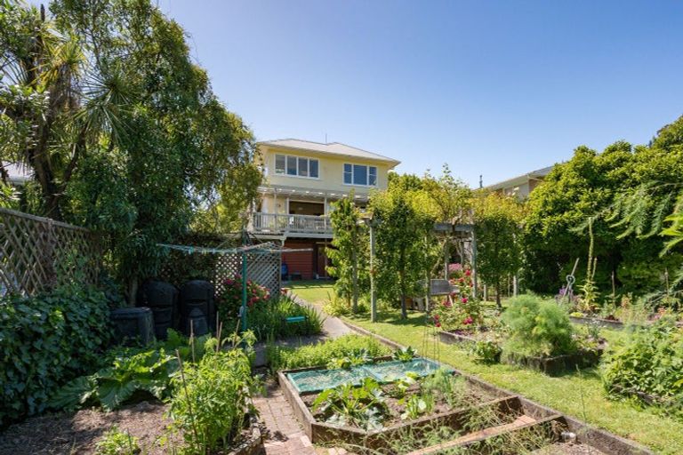 Photo of property in 218 Collingwood Street, Nelson South, Nelson, 7010