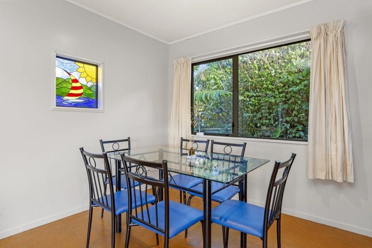 Photo of property in 50 Lorenzen Bay Road, Raglan, 3225