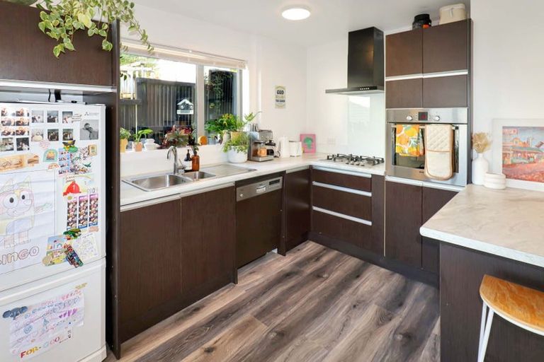 Photo of property in 10 Rondane Place, Tirohanga, Lower Hutt, 5010