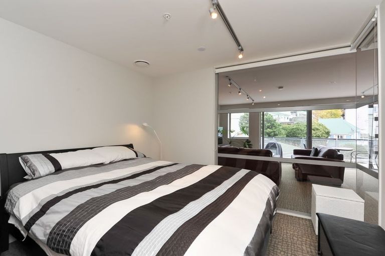 Photo of property in Masina Apartments, 211/80 Riddiford Street, Newtown, Wellington, 6021