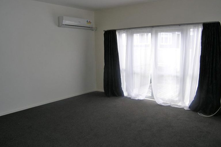 Photo of property in 2/7 Henry Street, Kilbirnie, Wellington, 6022