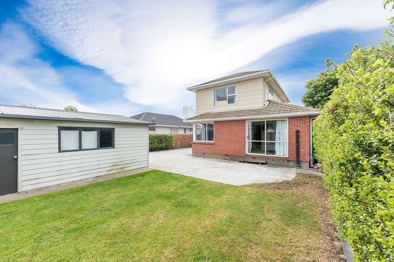 Photo of property in 3 Glenora Place, Hornby, Christchurch, 8042