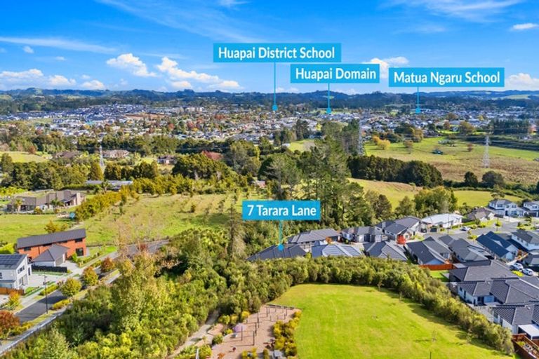 Photo of property in 7 Tarara Lane, Kumeu, 0810