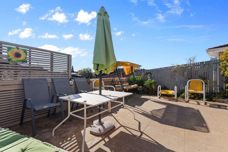 Photo of property in 14b Esmeralda Street, Welcome Bay, Tauranga, 3112