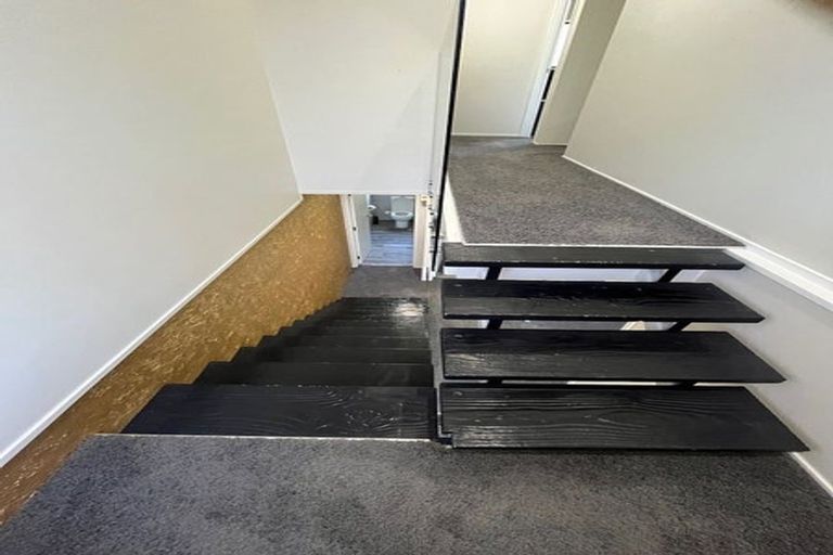 Photo of property in 6b Flamingo Court, Goodwood Heights, Auckland, 2105