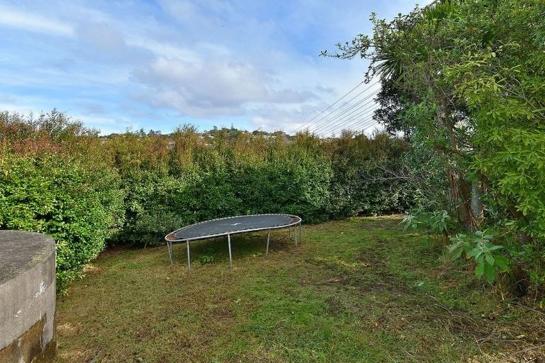 Photo of property in 185 Vipond Road, Stanmore Bay, Whangaparaoa, 0932