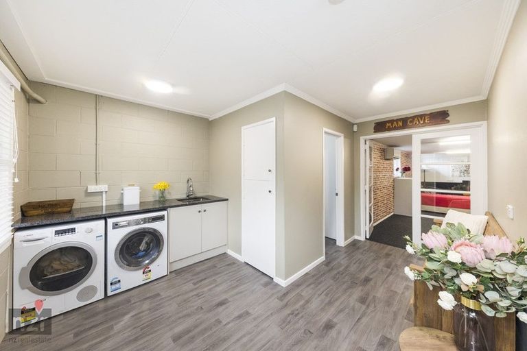 Photo of property in 6a Ranfurly Road, Feilding, 4702