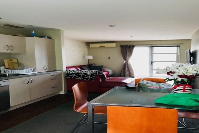 Photo of property in 8/440 Barbadoes Street, Edgeware, Christchurch, 8013