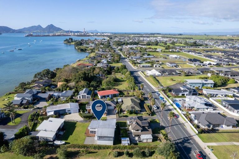 Photo of property in 152d One Tree Point Road, One Tree Point, 0118