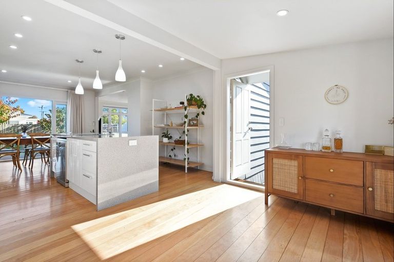 Photo of property in 124 Nixon Street, Hamilton East, Hamilton, 3216