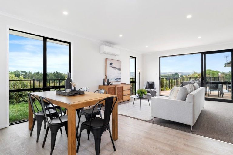 Photo of property in 32 Blacklock Road, Pyes Pa, Tauranga, 3112