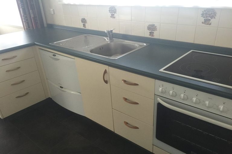 Photo of property in 10 Sherratt Street, West End, Timaru, 7910