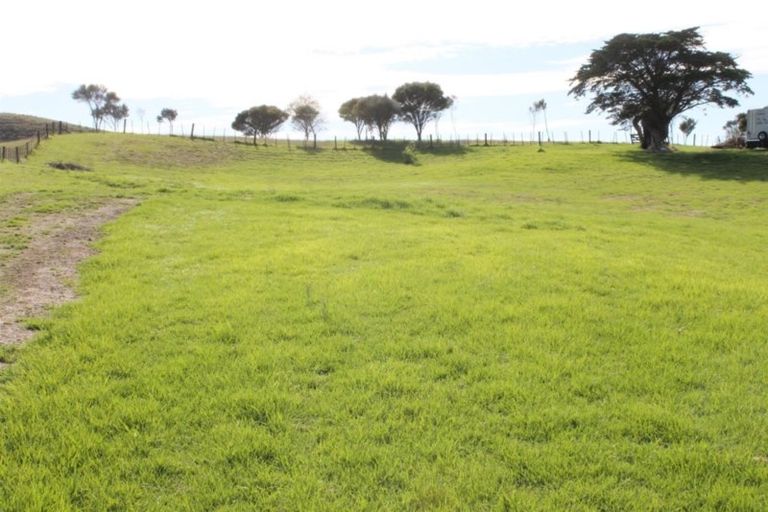 Photo of property in 144 Takahoa Drive, Kaiwaka, 0573