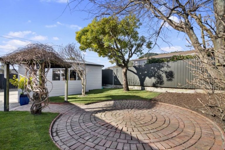 Photo of property in 95 Tipahi Street, Nelson South, Nelson, 7010