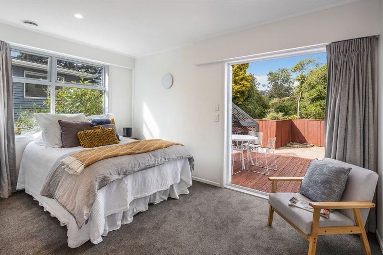 Photo of property in 27 Caesars Place, Churton Park, Wellington, 6037