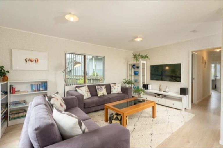 Photo of property in 3 Starboard Way, Onerahi, Whangarei, 0110