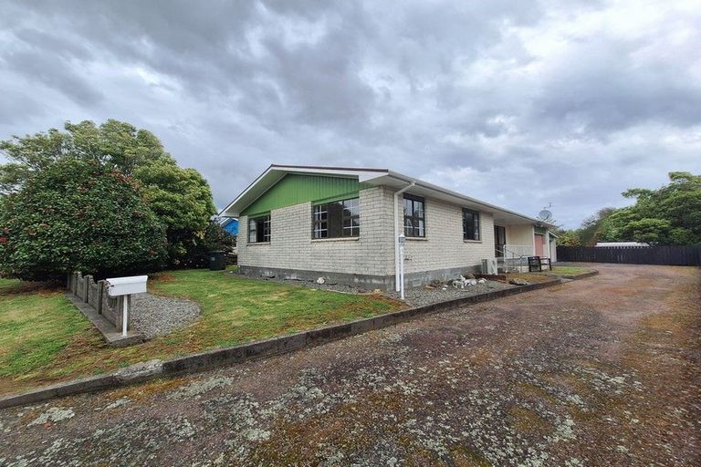 Photo of property in 11 Chartwell Drive, Eltham, 4322