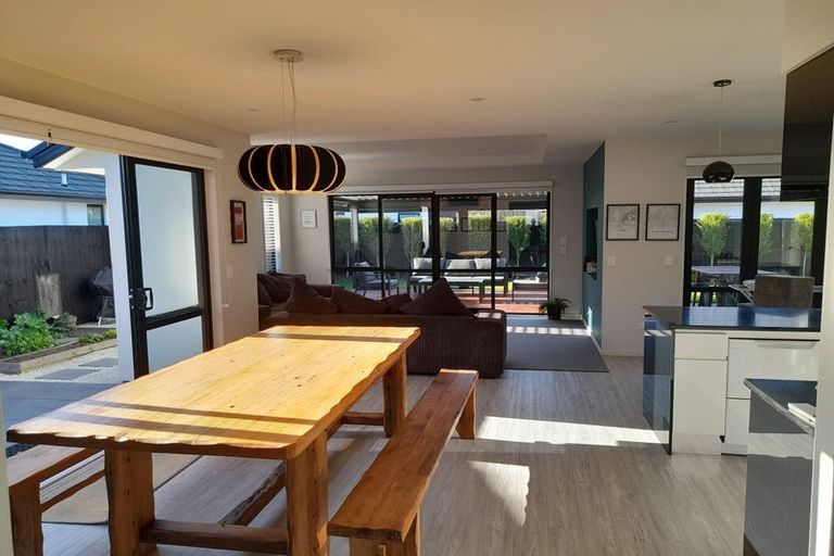 Photo of property in 16 Te Whenu Crescent, Marshland, Christchurch, 8083