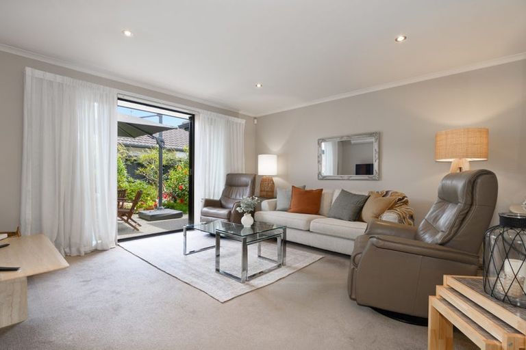 Photo of property in 46 Carrington Drive, Papamoa Beach, Papamoa, 3118