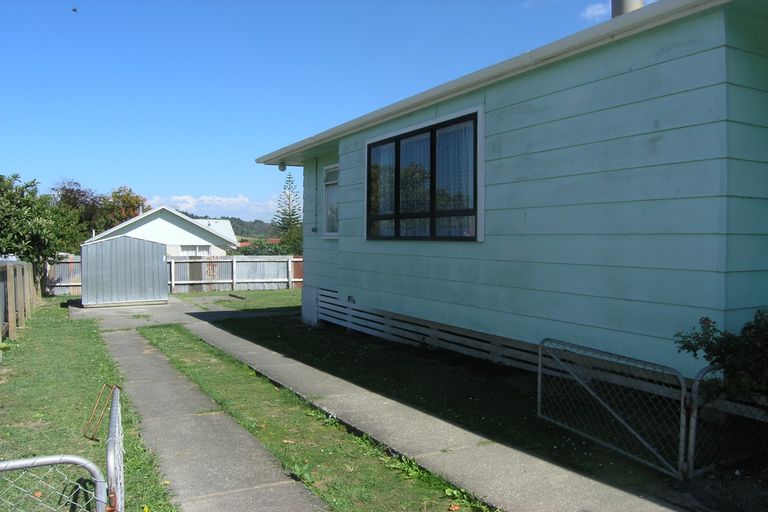 Photo of property in 4 Peter Buck Street, Outer Kaiti, Gisborne, 4010