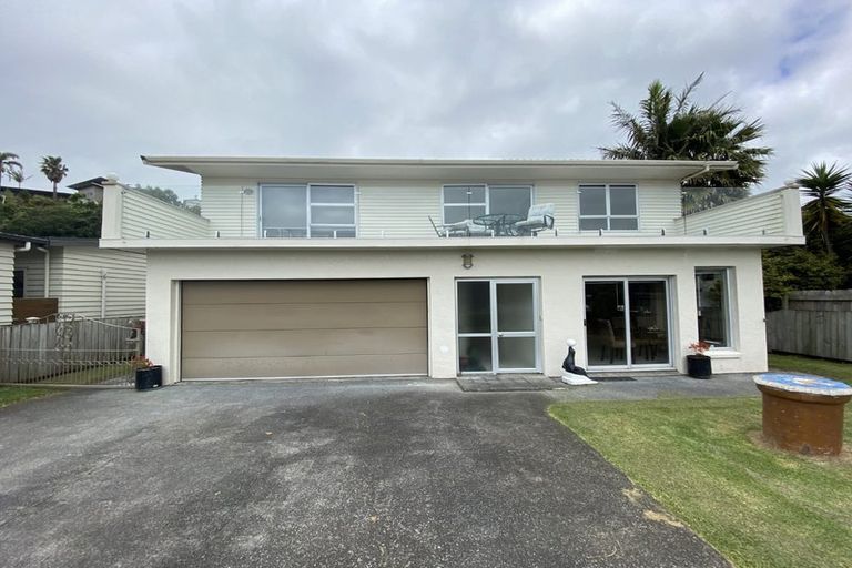 Photo of property in 72 The Circle, Manly, Whangaparaoa, 0930