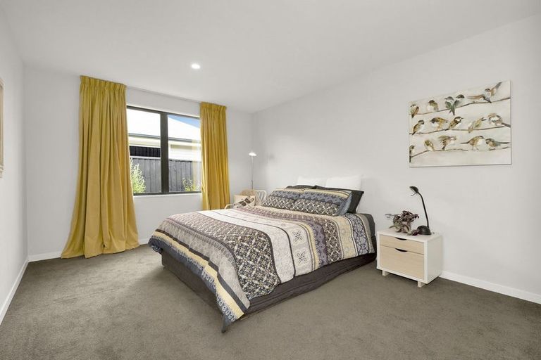 Photo of property in 42 Beaumont Drive, Rolleston, 7614