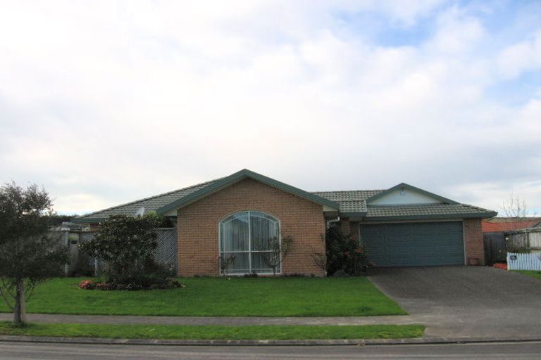 Photo of property in 1/18 Emyvalie Place, Dannemora, Auckland, 2016