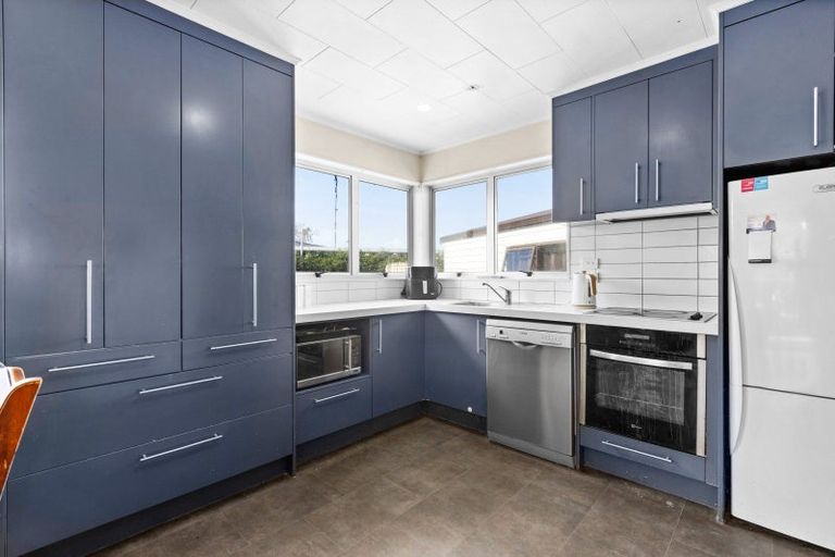 Photo of property in 3 Antrim Place, Tamatea, Napier, 4112