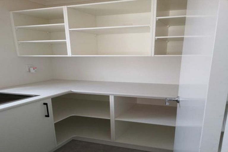 Photo of property in 69 Melksham Drive, Churton Park, Wellington, 6037