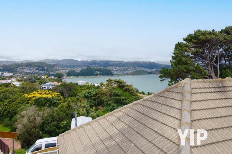 Photo of property in 34 Spur Grove, Titahi Bay, Porirua, 5022