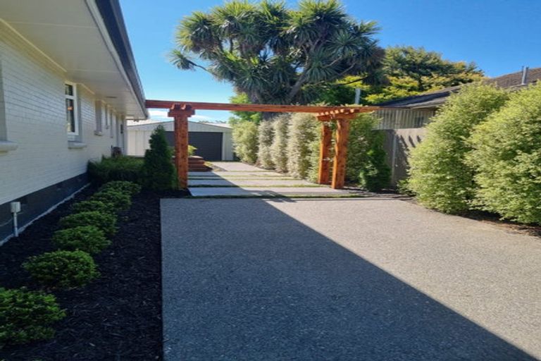 Photo of property in 117 Blighs Road, Strowan, Christchurch, 8052