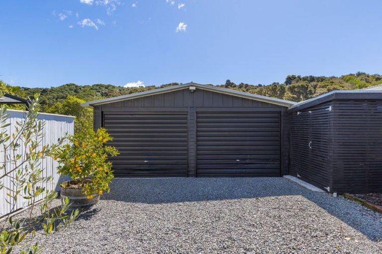 Photo of property in 58 Hampden Street, Picton, 7220