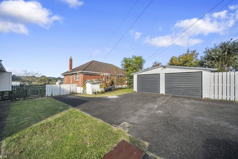 Photo of property in 29 Orams Road, Hillpark, Auckland, 2102