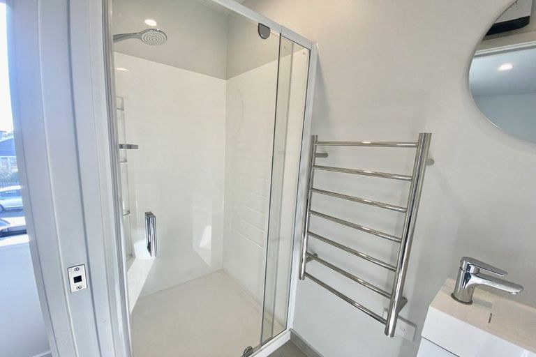 Photo of property in 2/32 Frederick Street, Waltham, Christchurch, 8011