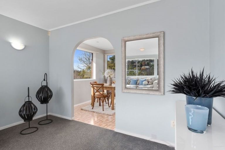 Photo of property in 43 Stapleford Crescent, Browns Bay, Auckland, 0630