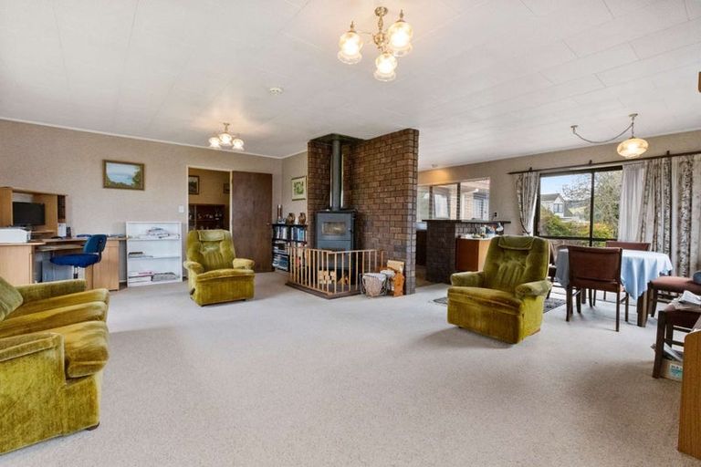 Photo of property in 10 Hodgkins Street, Pukehangi, Rotorua, 3015