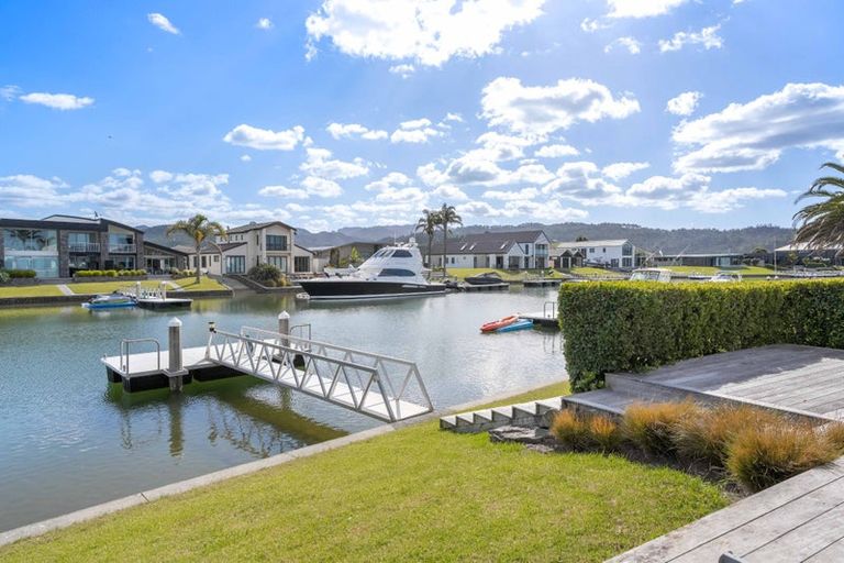 Photo of property in 105 Motu Hei, Pauanui, Hikuai, 3579