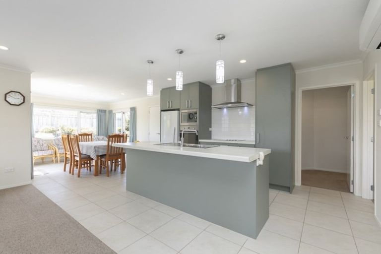 Photo of property in 4 Annandale Drive, Pyes Pa, Tauranga, 3112