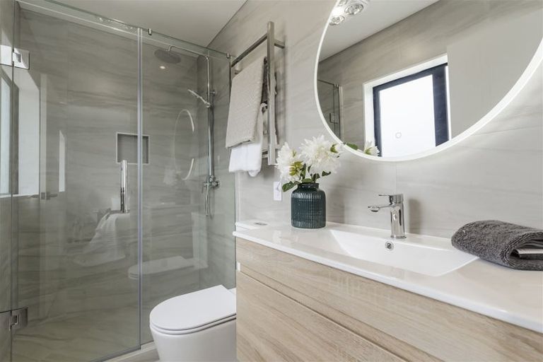 Photo of property in 48 Elevation Street, Flat Bush, Auckland, 2019