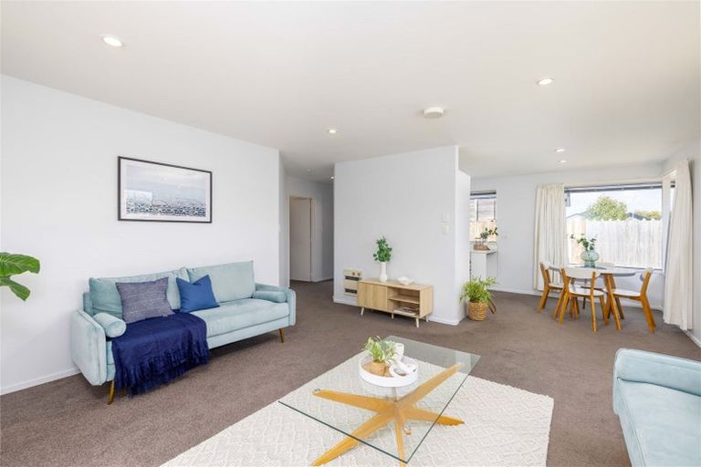 Photo of property in 1/6 Chardale Street, Avondale, Christchurch, 8061