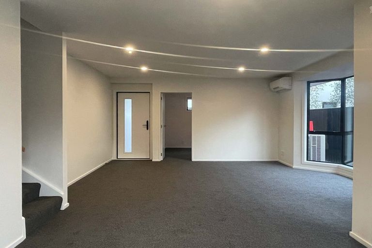 Photo of property in 8a Roa Road, Fendalton, Christchurch, 8041