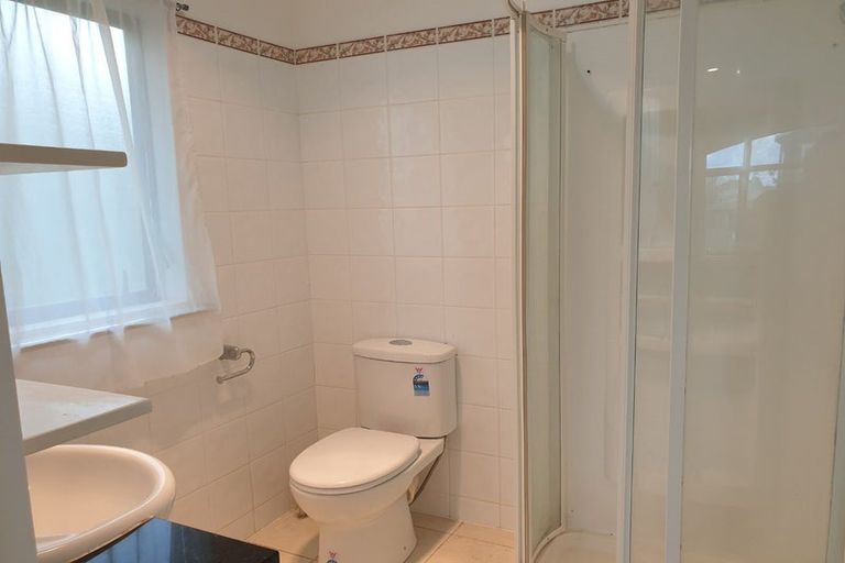 Photo of property in 82a Francis Street, Hauraki, Auckland, 0622