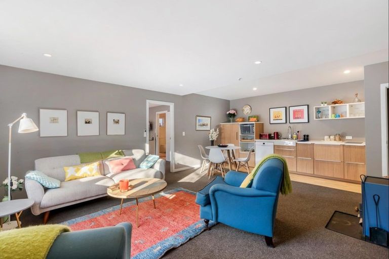 Photo of property in 10 Suffolk Street, Arrowtown, 9302