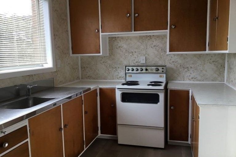 Photo of property in 56a Young Street, New Plymouth, 4310